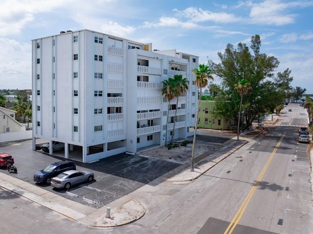 403 GULF WAY 601, St Pete Beach, FL 33706