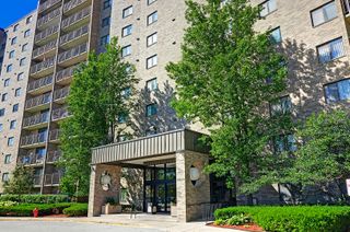 6340 AMERICANA Drive 117, Willowbrook, IL 60527