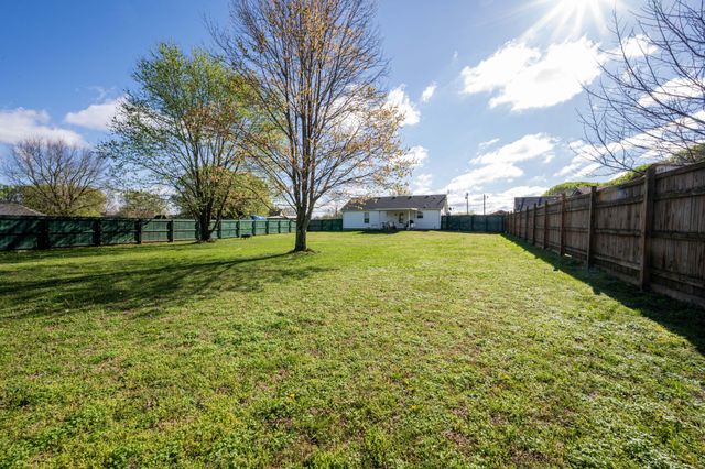 107 Antler Dr, Murfreesboro, TN 37130