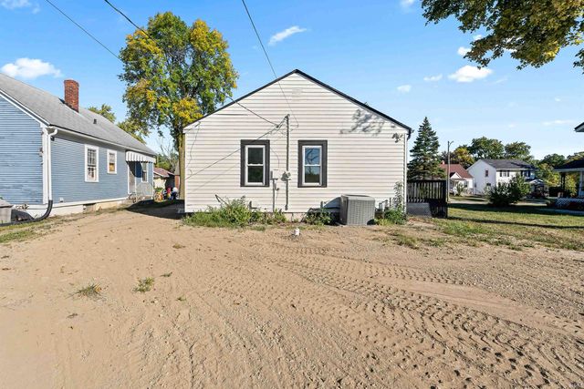 3618 Felician Street, Fort Wayne, IN 46803