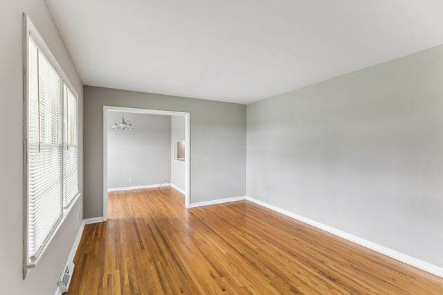950 Fairlane Dr, Lewisburg, TN 37091