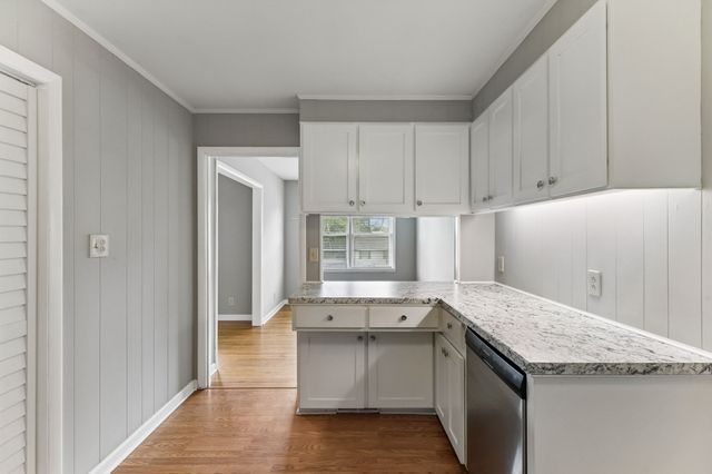 950 Fairlane Dr, Lewisburg, TN 37091