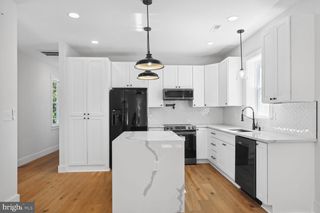 1524 W ST SE #3, Washington, DC 20020