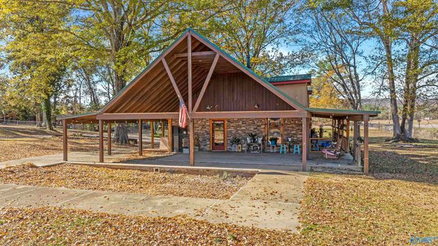 330 La Rue Finis, Leesburg, AL 35983