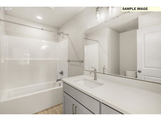 2421 Nw 1ST Dr, Gresham, OR 97030