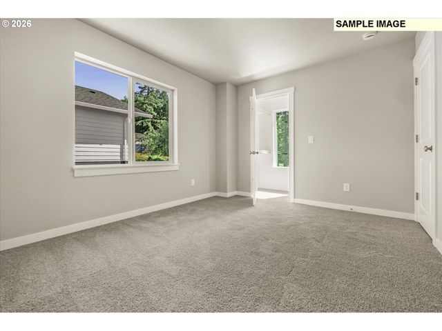 2421 Nw 1ST Dr, Gresham, OR 97030