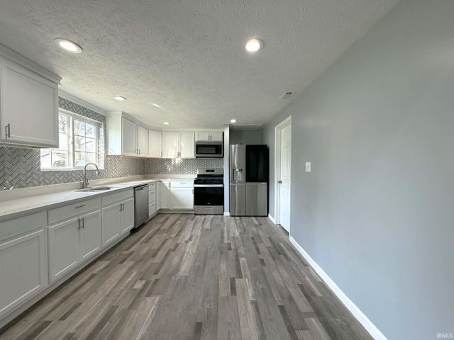 512 N Race Street, Monon, IN 47959