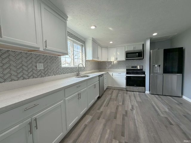 512 N Race Street, Monon, IN 47959