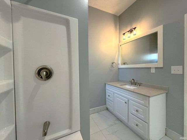 512 N Race Street, Monon, IN 47959