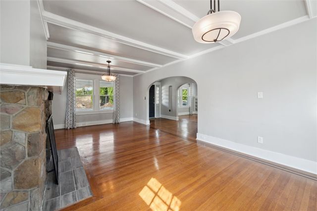 2904 Perrysville Ave, Observatory Hill, PA 15214