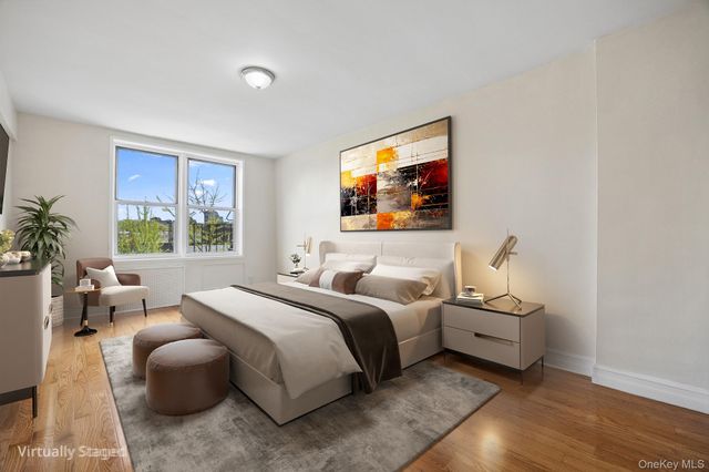 60-11 Broadway 3S, Woodside, NY 11377