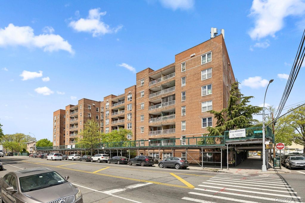 60-11 Broadway 3S, Woodside, NY 11377