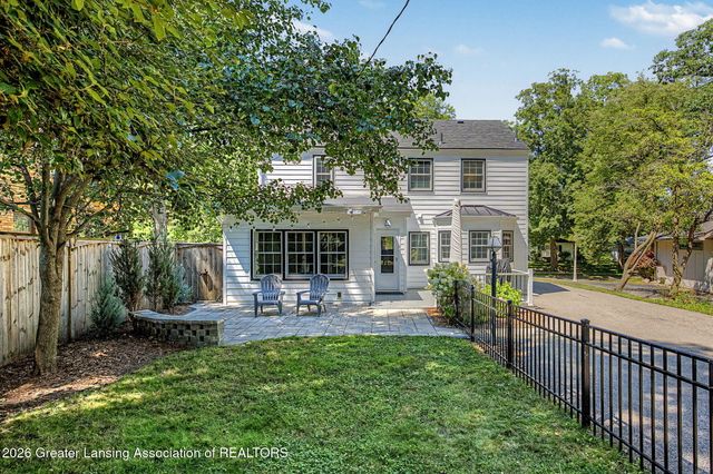 1025 Wildwood Drive, East Lansing, MI 48823