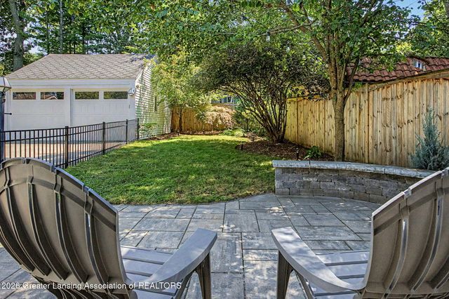 1025 Wildwood Drive, East Lansing, MI 48823