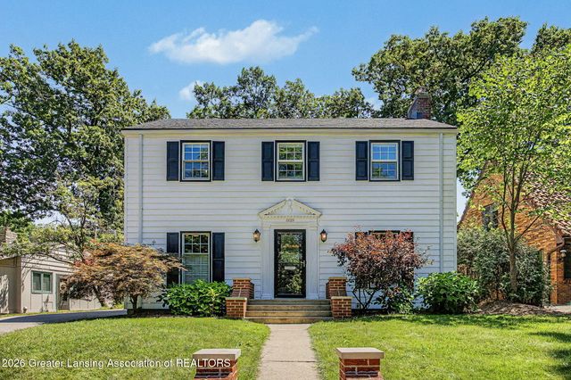 1025 Wildwood Drive, East Lansing, MI 48823