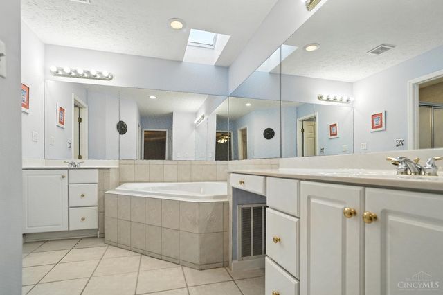 9372 Parkside Drive, Washington Twp, OH 45458