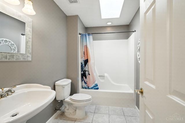 9372 Parkside Drive, Washington Twp, OH 45458