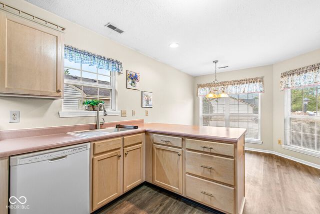 2815 Singletree Drive, Indianapolis, IN 46234