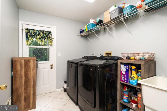 36 ARNOLD LN, Robbinsville, NJ 08691