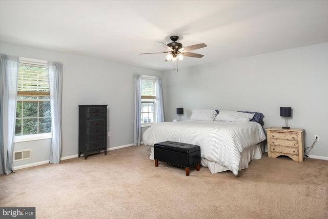36 ARNOLD LN, Robbinsville, NJ 08691