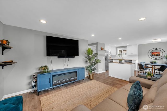 711 6th Street SE, Auburn, WA 98002