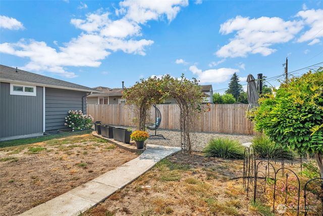 711 6th Street SE, Auburn, WA 98002