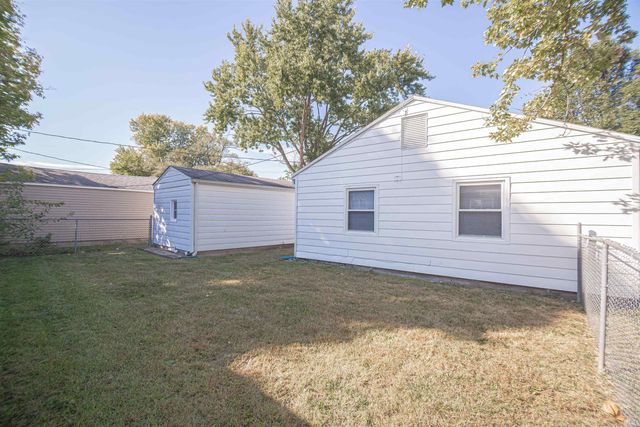 2800 Meadow Drive, Lafayette, IN 47909