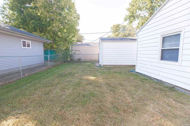 2800 Meadow Drive, Lafayette, IN 47909