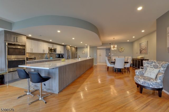 1360 Hamburg Tpke 104, Wayne Twp., NJ 07470