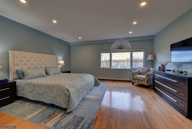 1360 Hamburg Tpke 104, Wayne Twp., NJ 07470