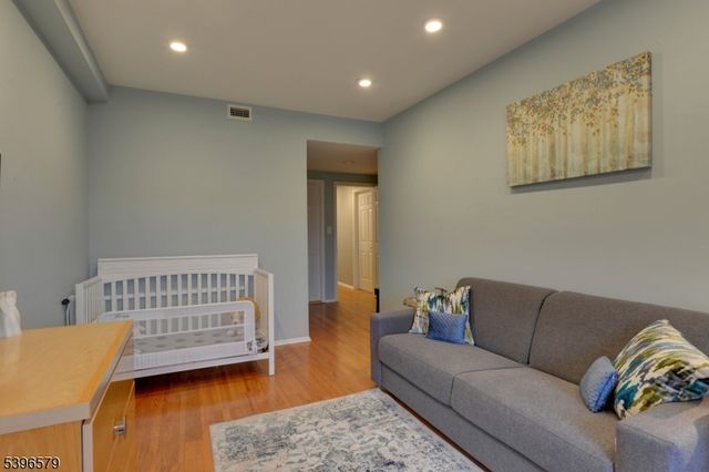 1360 Hamburg Tpke 104, Wayne Twp., NJ 07470