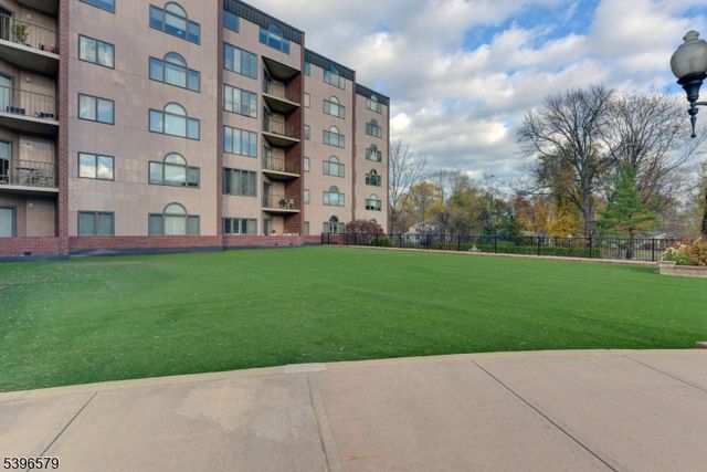 1360 Hamburg Tpke 104, Wayne Twp., NJ 07470