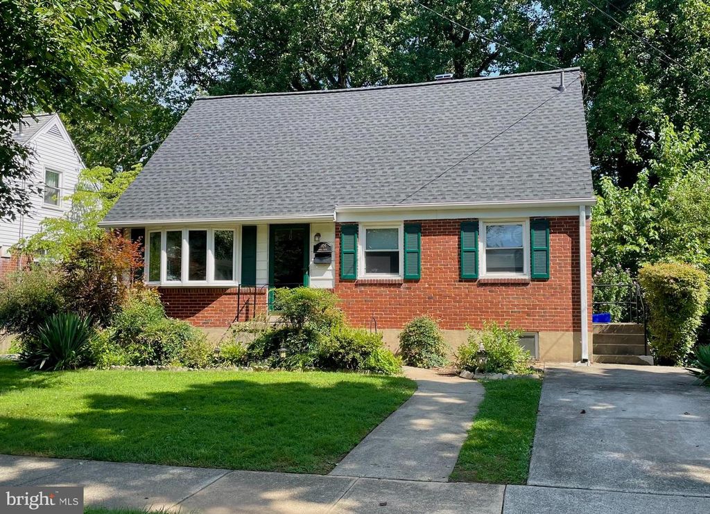 3909 ADAMS DR, Silver Spring, MD 20902