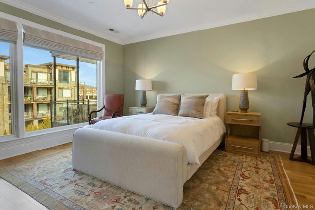 18 Rivers Edge Drive 305, Tarrytown, NY 10591