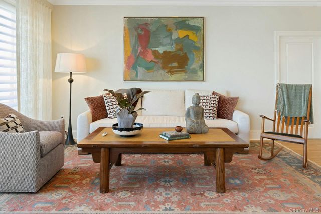 18 Rivers Edge Drive 305, Tarrytown, NY 10591