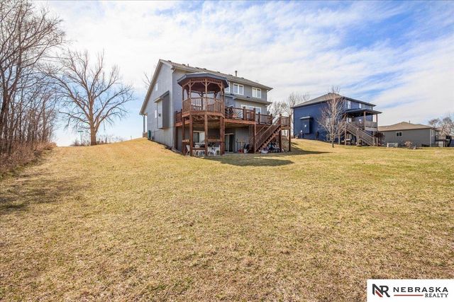 3224 Fairway Drive, Plattsmouth, NE 68048