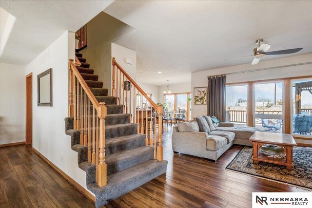 3224 Fairway Drive, Plattsmouth, NE 68048