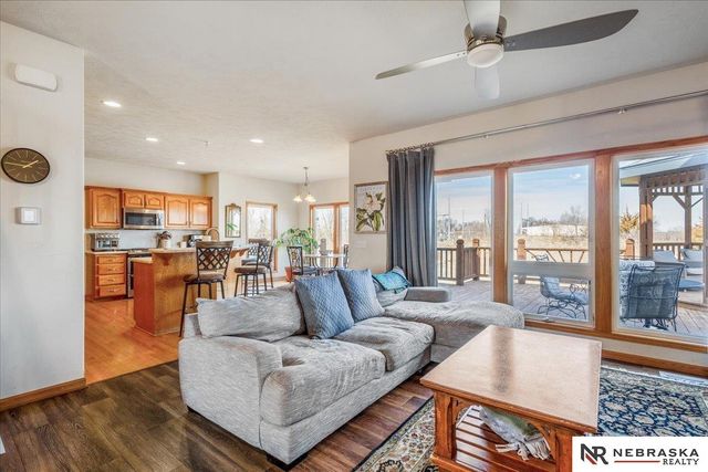 3224 Fairway Drive, Plattsmouth, NE 68048