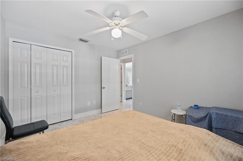 Image 20 of property listing at 1721 SE 21st TER, Cape Coral, FL 33990