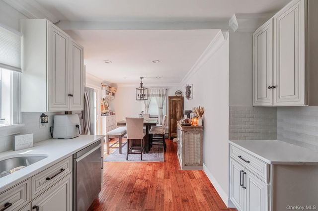 127 Clinton Avenue, East Patchogue, NY 11772