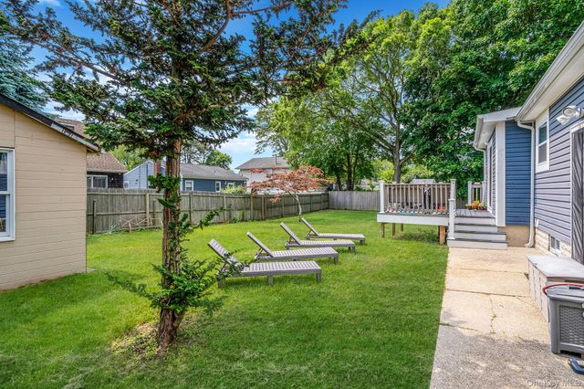 127 Clinton Avenue, East Patchogue, NY 11772