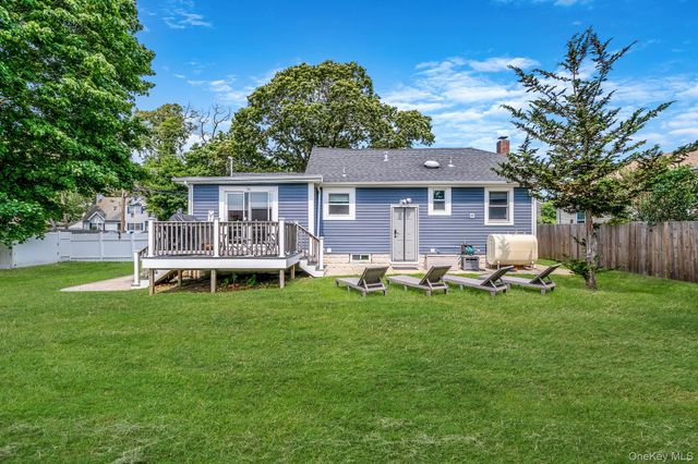 127 Clinton Avenue, East Patchogue, NY 11772
