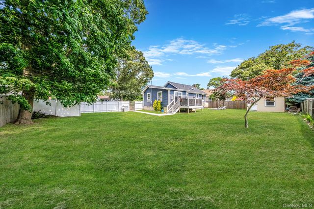 127 Clinton Avenue, East Patchogue, NY 11772