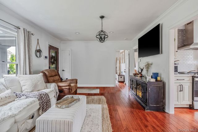 127 Clinton Avenue, East Patchogue, NY 11772