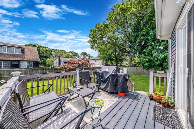 127 Clinton Avenue, East Patchogue, NY 11772