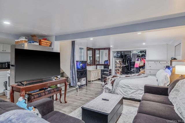 127 Clinton Avenue, East Patchogue, NY 11772