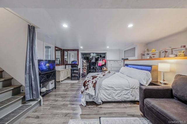 127 Clinton Avenue, East Patchogue, NY 11772
