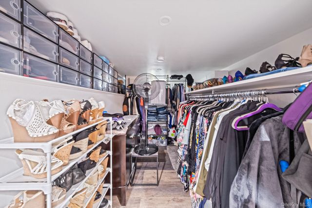 127 Clinton Avenue, East Patchogue, NY 11772