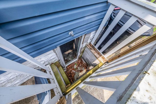 127 Clinton Avenue, East Patchogue, NY 11772