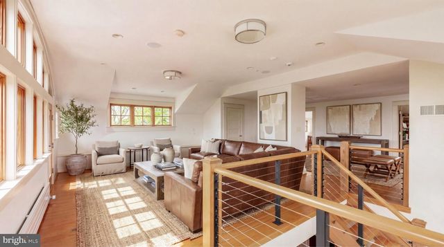 5521 POTOMAC AVE NW, Washington, DC 20016